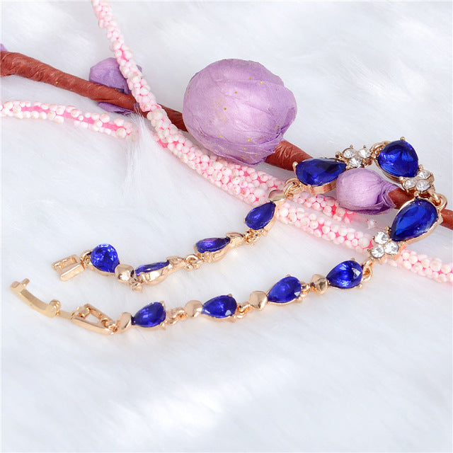 Romantic Zirconia Leaf Bracelet