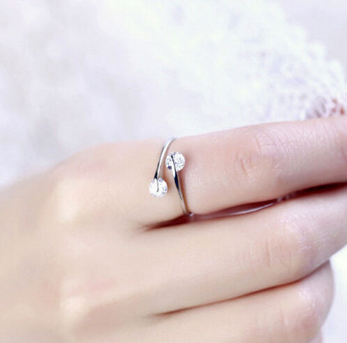 LuLu925 Sterling Silver Twin Zircon Engagement Rings